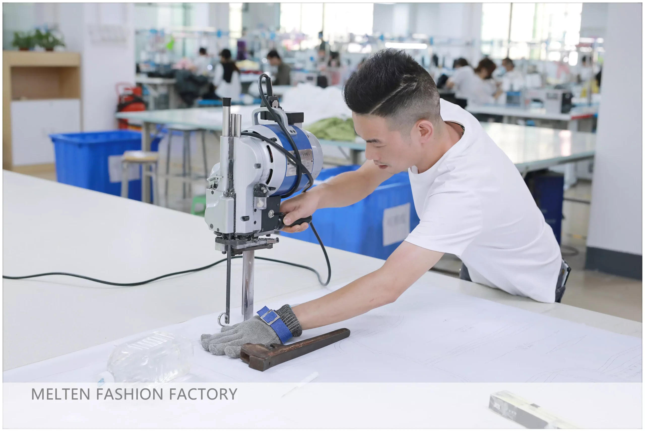 Manufacturer Guangzhou Factory Latest Design Blank 5XL Plus Size